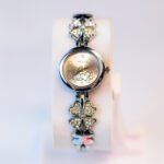 Ladies Elegant Bracelet Watch Stylish Design Quartz Analog - Image 2