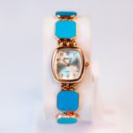 Ladies Square Dial Bracelet Watch Elegant Quartz Design - Image 2