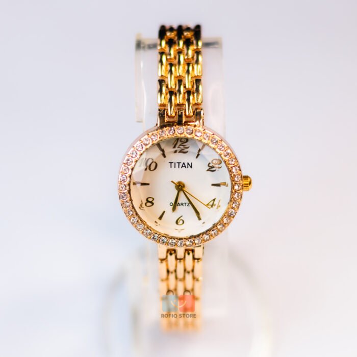 Ladies Luxury Bracelet Watch Elegant Dial Quartz Stylish Design - Image 4